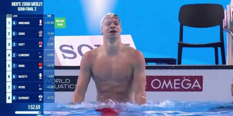 Vận Động Viên Singapore Tham Gia Tại Pan Pacific Swimming