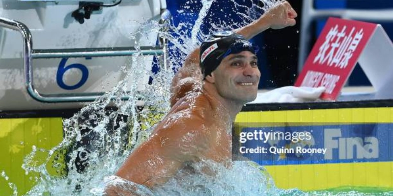 Nicholas Santos